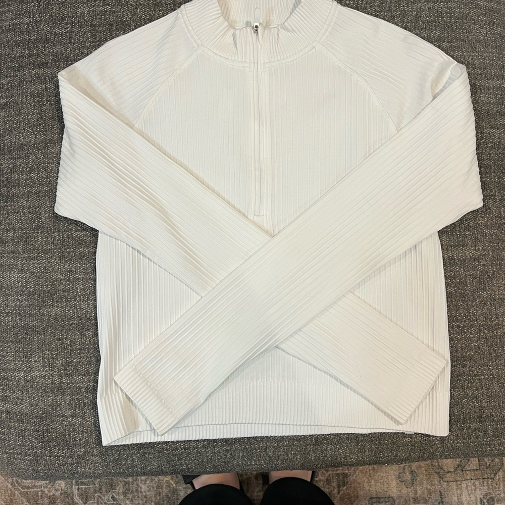 Lululemon Rest Less Half Zip White size 6